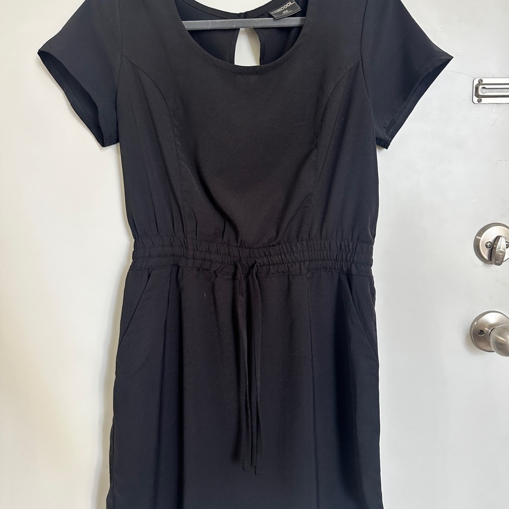 32 Degrees Black Short Sleeve Dress